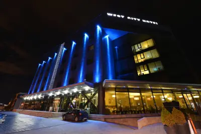 Hotel West City